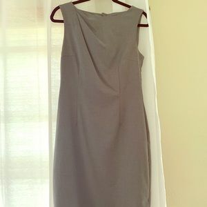 Business fitted grey dress
